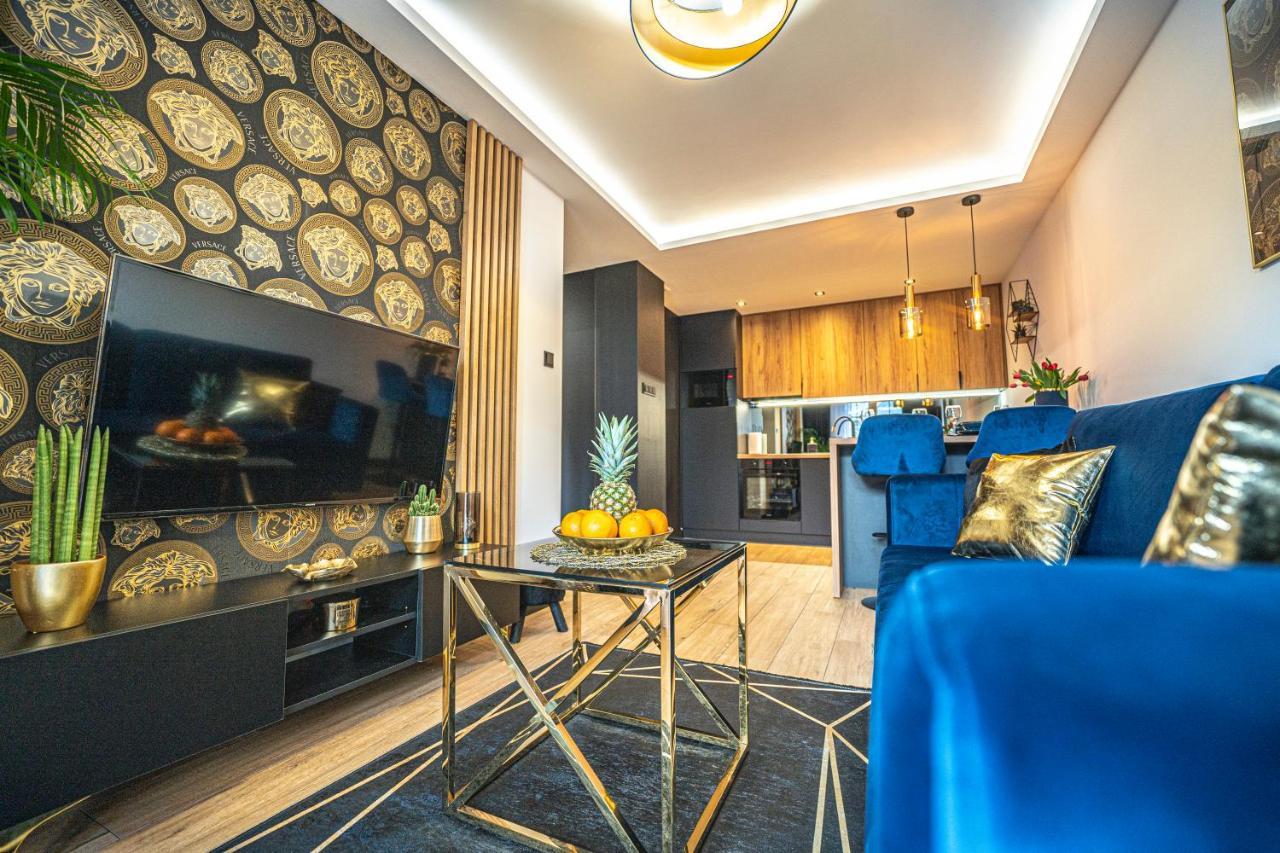 Apartment Blue Diamond